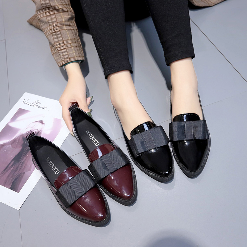 Women Shoes Size - Sepatu Flat Berujung Runcing dari Kulit