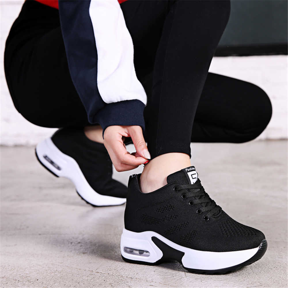 Women Shoes Types - Sepatu Wanita Loafer Sneakers Terbaik Kain