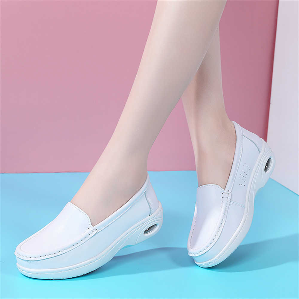 Women Shoes Types - Sepatu Hak Sol Putih Chunky Sepatu