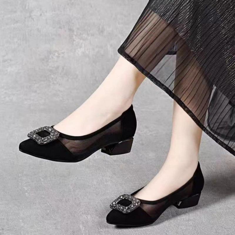 Women Shoes Size - Sepatu Pumps Hak Blok Berujung Runcing