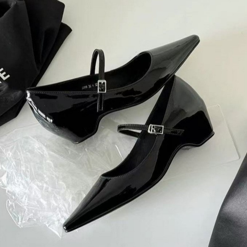 Sepatu Wanita Model Terbaru 20 - Women Shoes Size ulasan dan harga