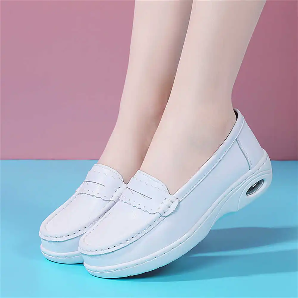 Sepatu Hak Sol Putih Chunky Se - Women Shoes Types ulasan dan harga