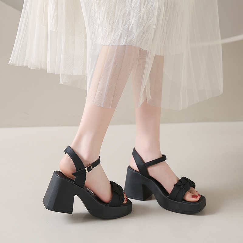 Camp Without Heel Sandal Wanit - Women Shoes Types ulasan dan harga