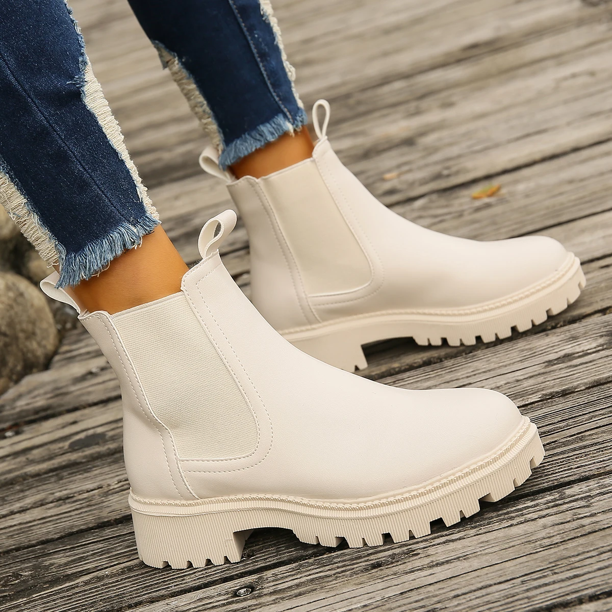 Sepatu Boots Chelsea Musim Gug - Women Shoes Types ulasan dan harga